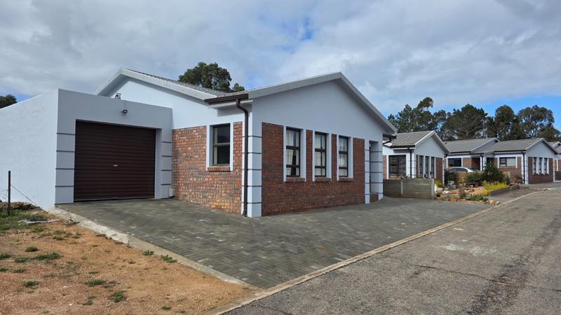 4 Bedroom Property for Sale in Albertinia Western Cape